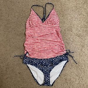 Cali Waves Juniors' Tankini Bathing Suit set Classic Stars And Stripes. Like New